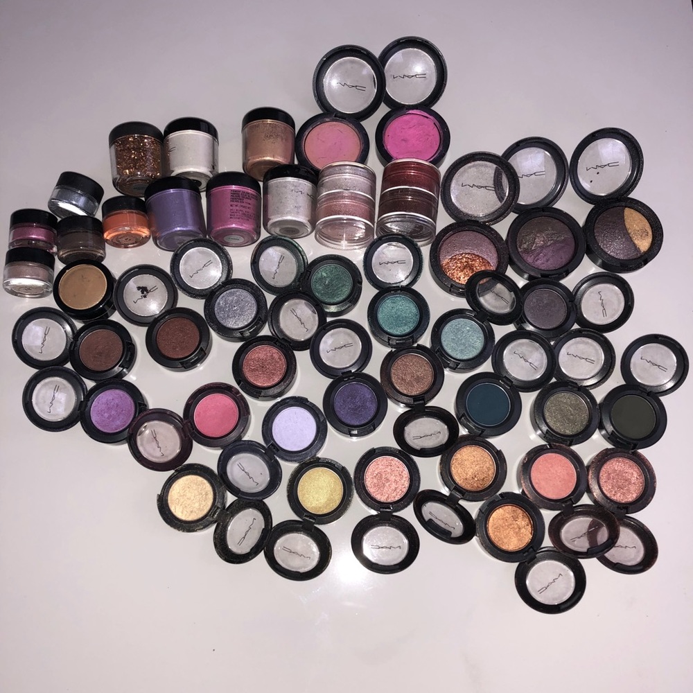 MAC eyeshadow pods